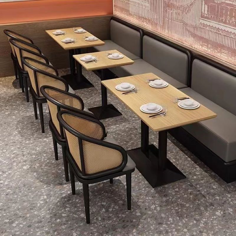 中餐厅沙发桌椅